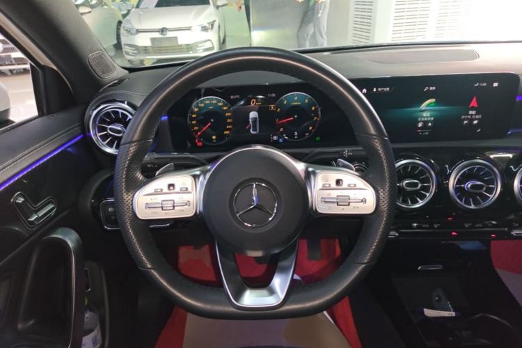 Used Mercedes-Benz A-Class 2020 Restyled A 200 L Sport Sedan Fashion Version Steering Wheel