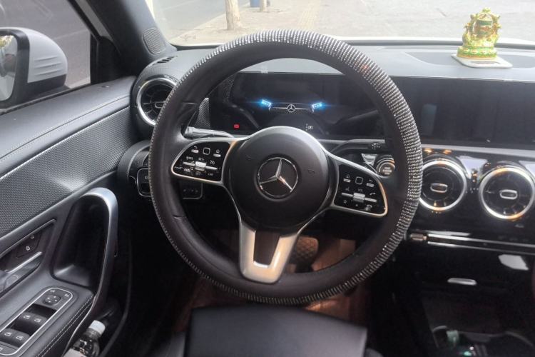 Used Mercedes-Benz A-Class 2020 Second Facelift A 180 L Sport Sedan Steering Wheel