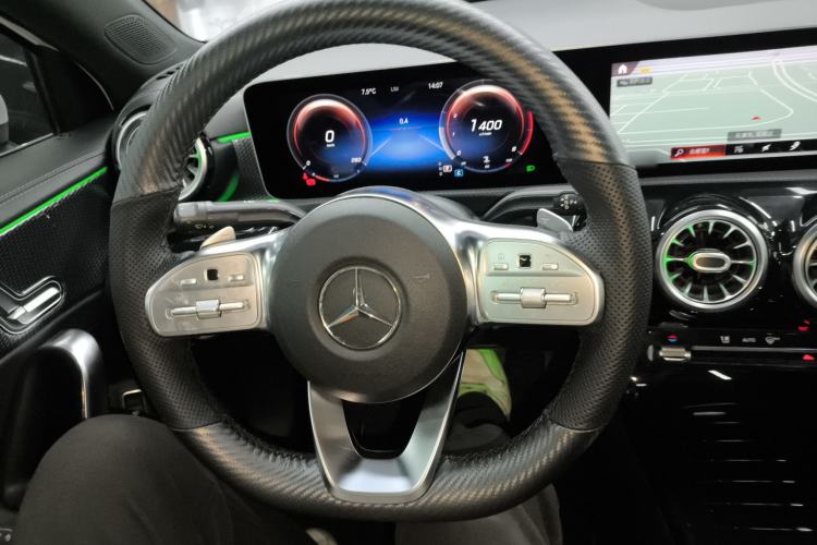 Used Mercedes-Benz A-Class 2020 Restyled A 200 L Sport Sedan Fashion Version Steering Wheel