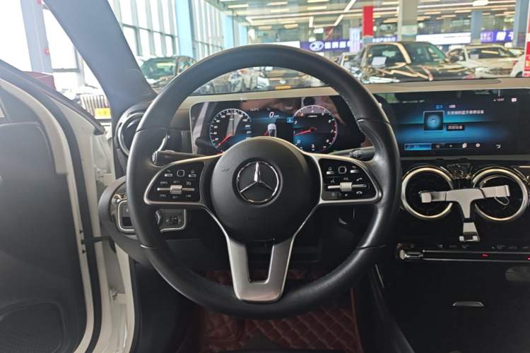 Used Mercedes-Benz A-Class 2020 Second Facelift A 180 L Sport Sedan Steering Wheel