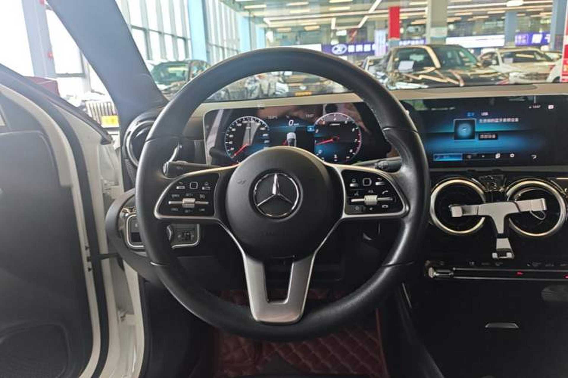 Used Mercedes-Benz A-Class 2020 Second Facelift A 180 L Sport Sedan Steering Wheel