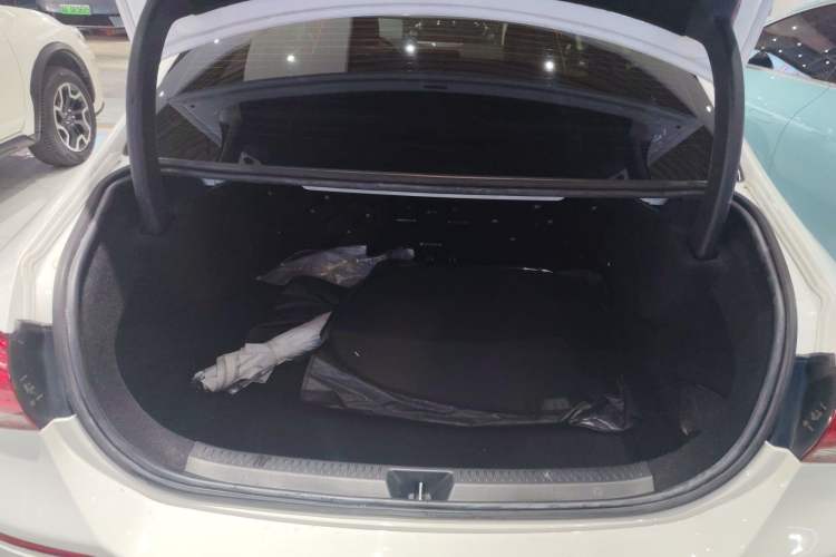 Used Mercedes-Benz A-Class 2020 A 180 L Trunk