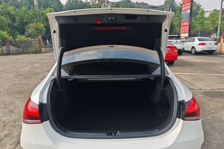 Used Mercedes-Benz A-Class 2020 Restyled A 200 L Sport Sedan Fashion Version Trunk