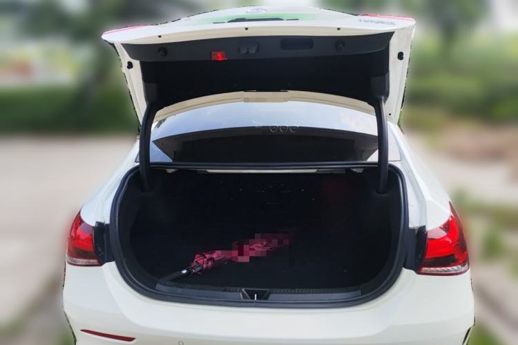 Used Mercedes-Benz A-Class 2020 Restyled A 200 L Sport Sedan Fashion Version Trunk