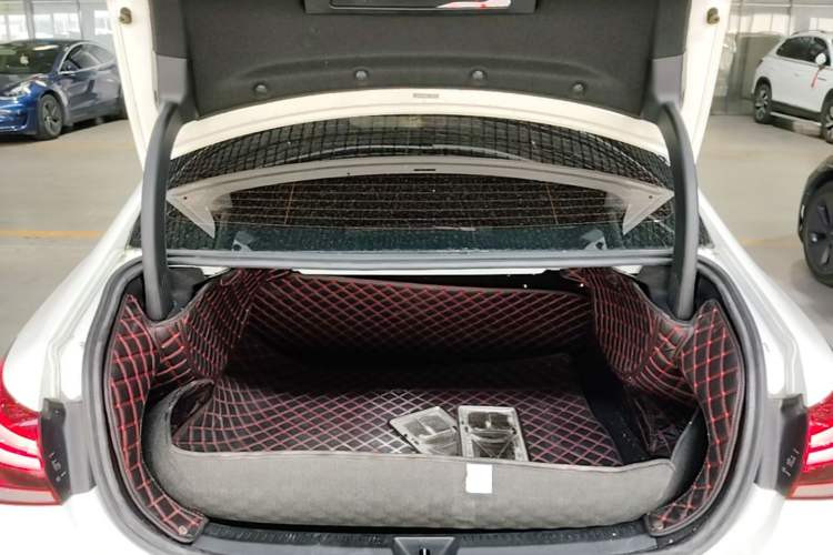 Used Mercedes-Benz A-Class 2020 Restyled A 200 L Sport Sedan Fashion Version Trunk