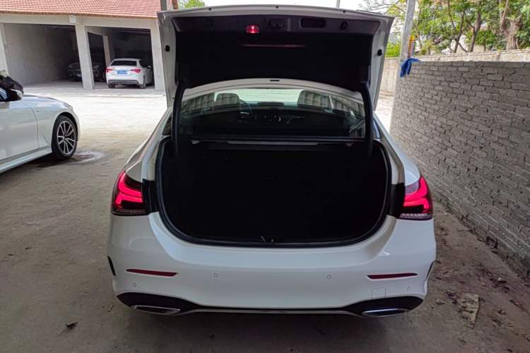Used Mercedes-Benz A-Class 2020 Restyled A 200 L Sport Sedan Fashion Version Trunk