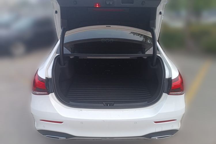 Used Mercedes-Benz A-Class 2020 Restyled A 200 L Sport Sedan Fashion Version Trunk