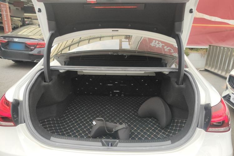 Used Mercedes-Benz A-Class 2020 Restyled A 200 L Sport Sedan Fashion Version Trunk