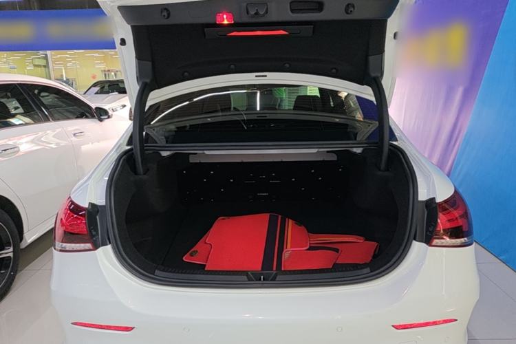 Used Mercedes-Benz A-Class 2020 Restyled A 200 L Sport Sedan Fashion Version Trunk