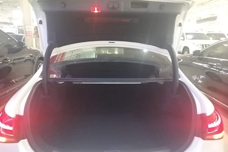 Used Mercedes-Benz A-Class 2020 Facelift A 180 L Sport Sedan Special Configuration Trunk