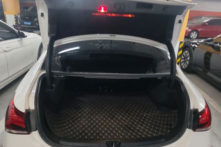 Used Mercedes-Benz A-Class 2020 Restyled A 200 L Sport Sedan Fashion Version Trunk
