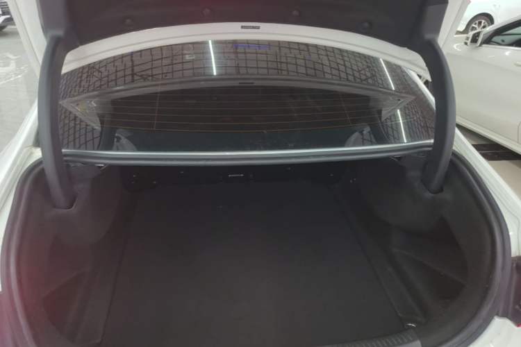 Used Mercedes-Benz A-Class 2020 Restyled A 200 L Sport Sedan Fashion Version Trunk
