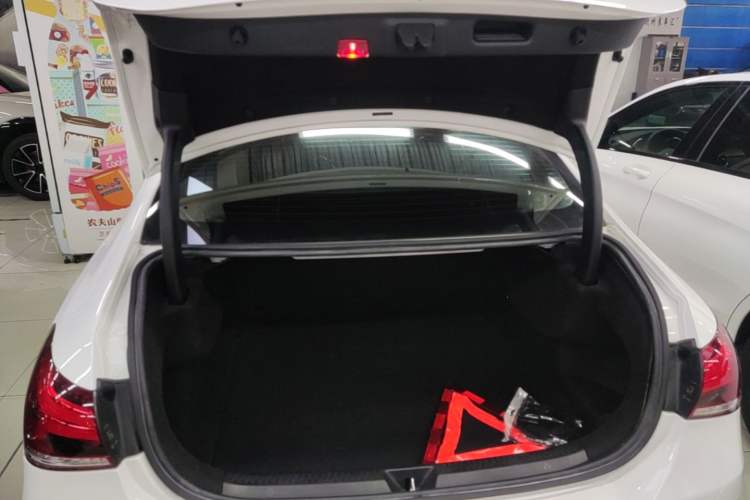 Used Mercedes-Benz A-Class 2020 Restyled A 200 L Sport Sedan Fashion Version Trunk