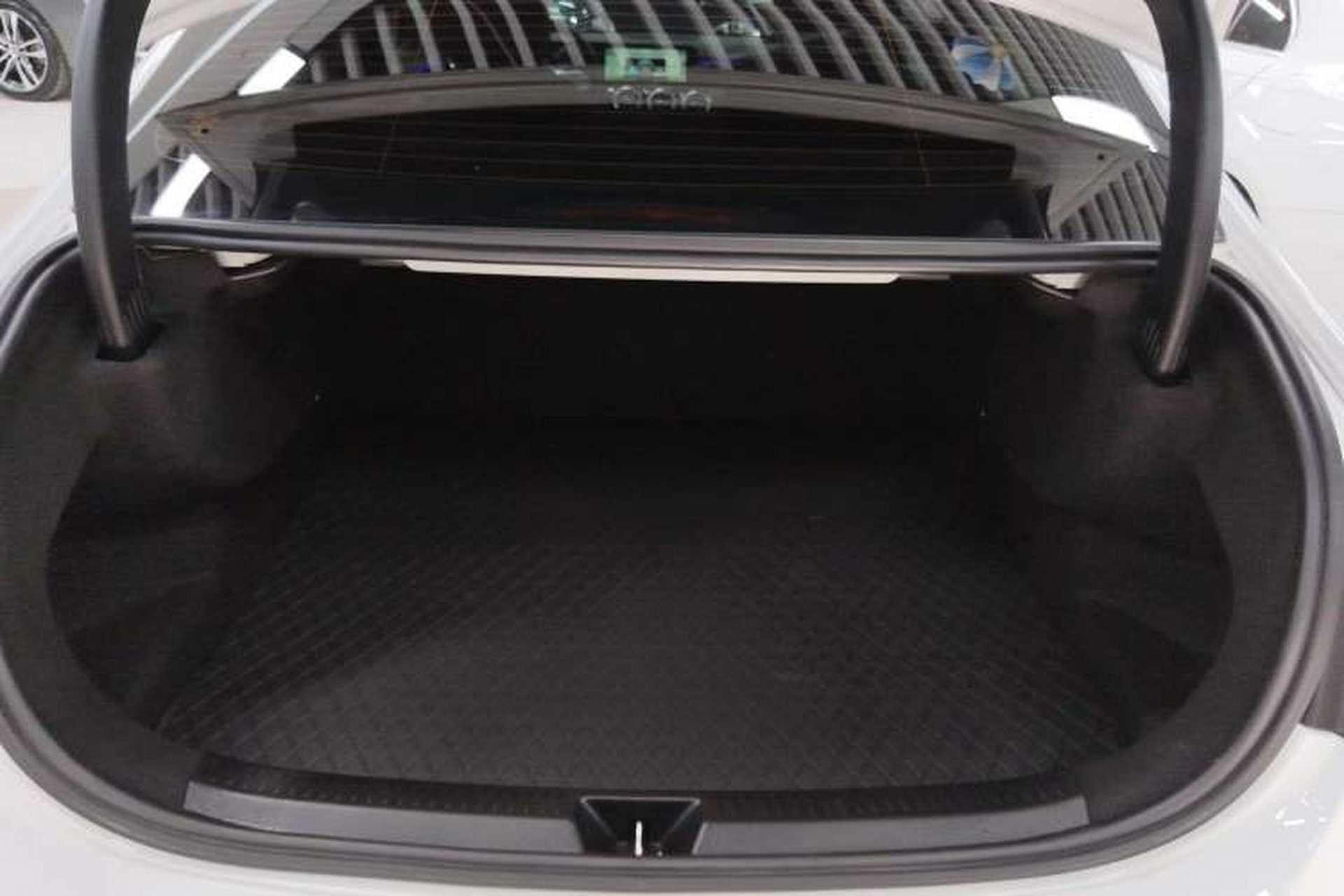 Used Mercedes-Benz A-Class 2020 Restyled A 200 L Sport Sedan Fashion Version Trunk