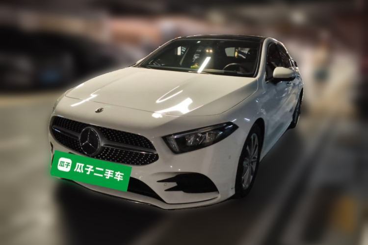 Used Mercedes-Benz A-Class 2020 A 200 L Sport Sedan Guazi used car, China used car export, Used car for sale, Used Mercedes-Benz cars, Cheapest cars for sale