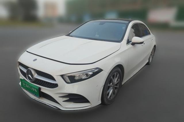 Mercedes-Benz A-Class 2020 A 200 L Sport Sedan usado