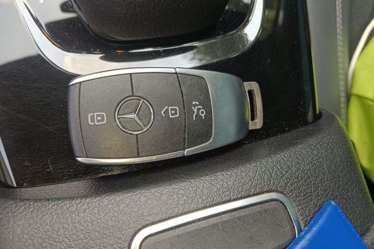 Used Mercedes-Benz A-Class 2020 Restyled A 200 L Sport Sedan Fashion Version Vehicle Key