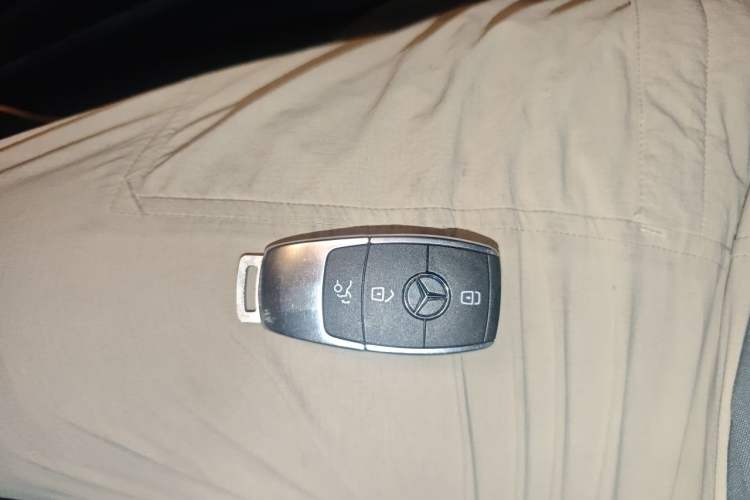 Used Mercedes-Benz A-Class 2020 Facelift A 180 L Sport Sedan Special Configuration Vehicle Key