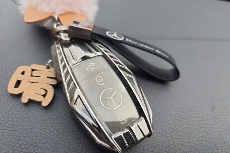 Used Mercedes-Benz A-Class 2020 Restyled A 200 L Sport Sedan Fashion Version Vehicle Key