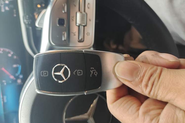 Used Mercedes-Benz A-Class 2020 Restyled A 200 L Sport Sedan Fashion Version Vehicle Key