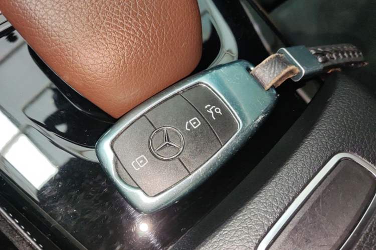 Used Mercedes-Benz A-Class 2020 Restyled A 200 L Sport Sedan Fashion Version Vehicle Key