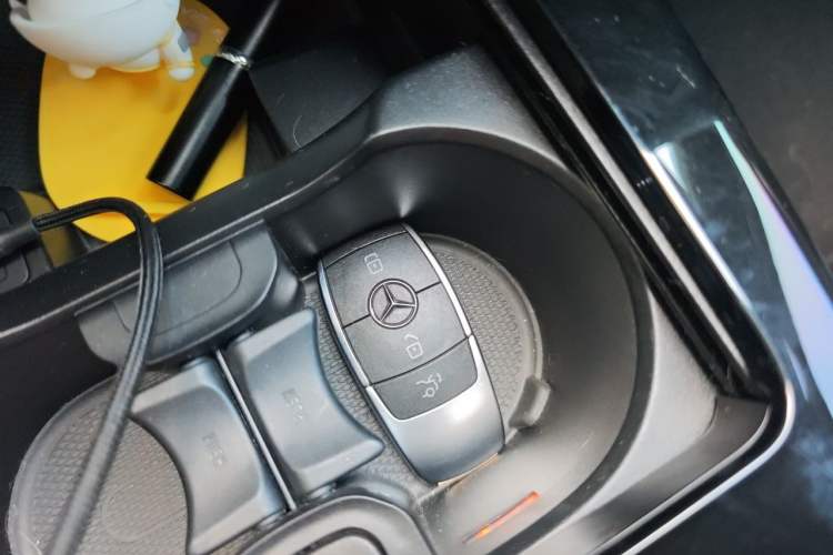 Used Mercedes-Benz A-Class 2020 Restyled A 200 L Sport Sedan Fashion Version Vehicle Key