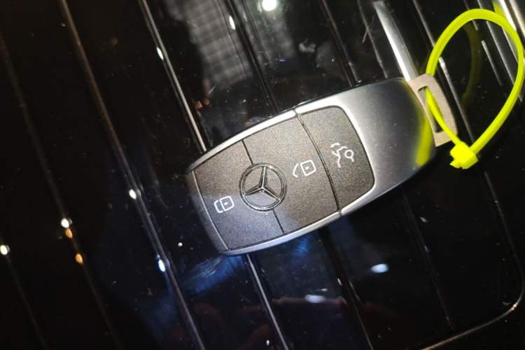 Used Mercedes-Benz A-Class 2020 Restyled A 200 L Sport Sedan Fashion Version Vehicle Key