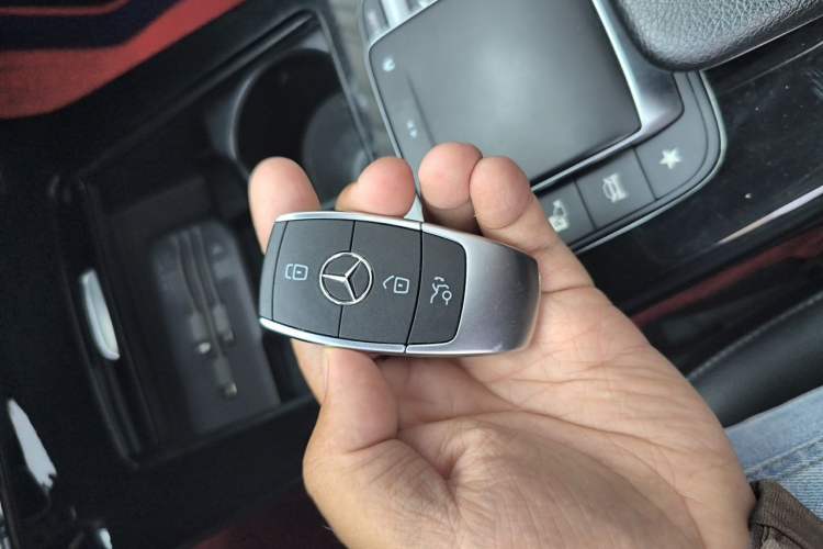 Used Mercedes-Benz A-Class 2020 Restyled A 200 L Sport Sedan Fashion Version Vehicle Key