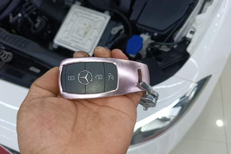 Used Mercedes-Benz A-Class 2020 Restyled A 200 L Sport Sedan Fashion Version Vehicle Key