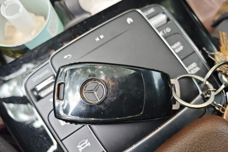 Used Mercedes-Benz A-Class 2020 Restyled A 200 L Sport Sedan Fashion Version Vehicle Key