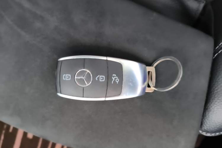 Used Mercedes-Benz A-Class 2020 Restyled A 200 L Sport Sedan Fashion Version Vehicle Key