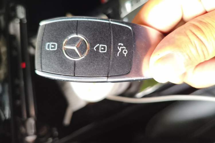 Used Mercedes-Benz A-Class 2020 Restyled A 200 L Sport Sedan Fashion Version Vehicle Key