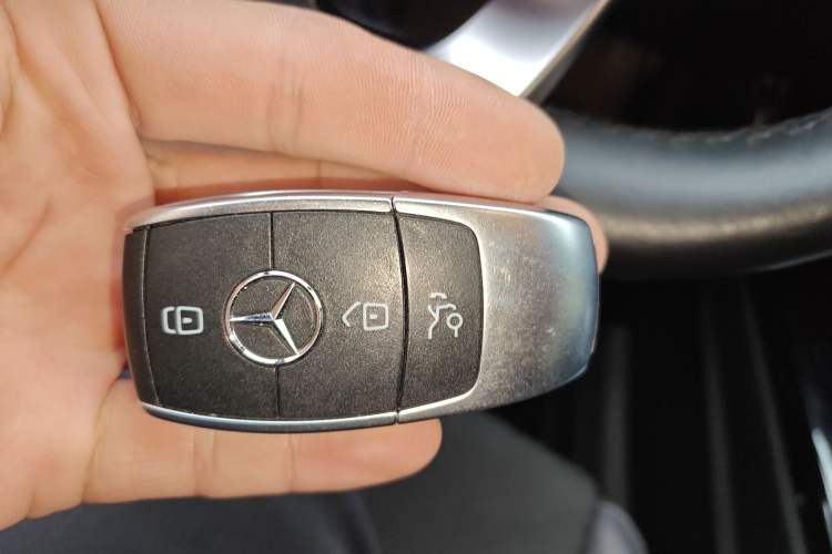 Used Mercedes-Benz A-Class 2020 Restyled A 200 L Sport Sedan Fashion Version Vehicle Key