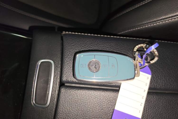 Used Mercedes-Benz A-Class 2020 Restyled A 200 L Sport Sedan Fashion Version Vehicle Key