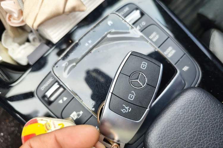 Used Mercedes-Benz A-Class 2020 Restyled A 200 L Sport Sedan Fashion Version Vehicle Key