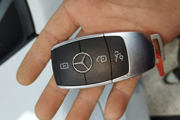 Used Mercedes-Benz A-Class 2020 Restyled A 200 L Sport Sedan Fashion Version Vehicle Key