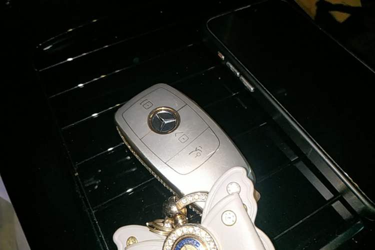 Used Mercedes-Benz A-Class 2020 Restyled A 200 L Sport Sedan Fashion Version Vehicle Key