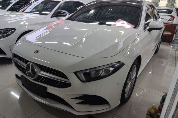 Used Mercedes-Benz A-Class 2020 Restyled A 200 L Sport Sedan Fashion Version Guazi used car, China used car export, Used car for sale, Used cars, Cheapest cars for sale