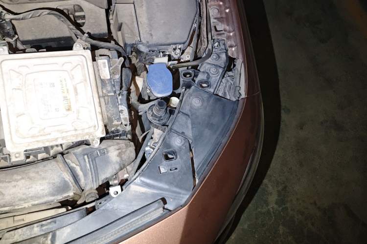 Used Mercedes-Benz A-Class  Engine Bay Left