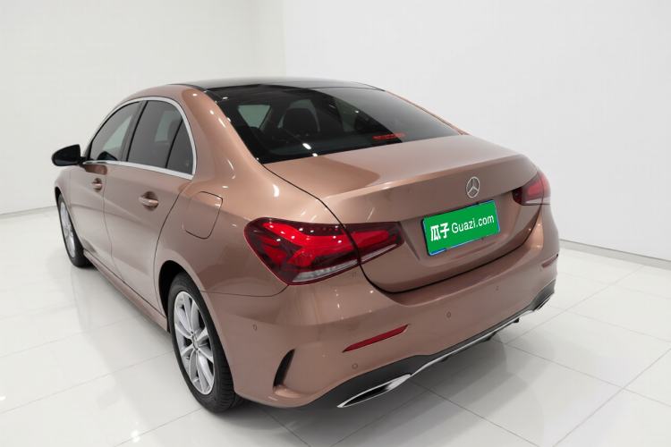 Used Mercedes-Benz A-Class 2020 Restyled A 200 L Sport Sedan Fashion Version Exterior 3