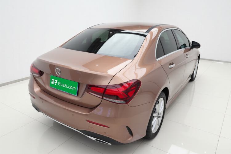 Used Mercedes-Benz A-Class 2020 Restyled A 200 L Sport Sedan Fashion Version Exterior 5