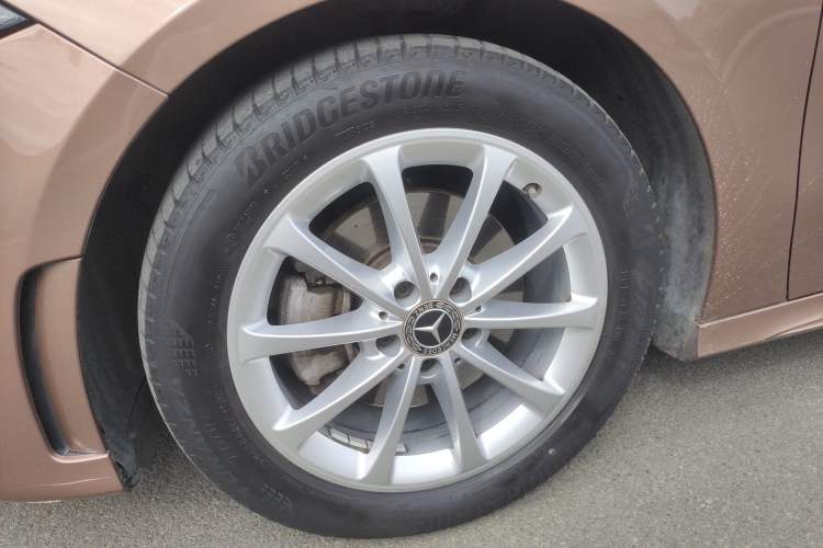 Used Mercedes-Benz A-Class 2020 Restyled A 200 L Sport Sedan Fashion Version Exterior 7