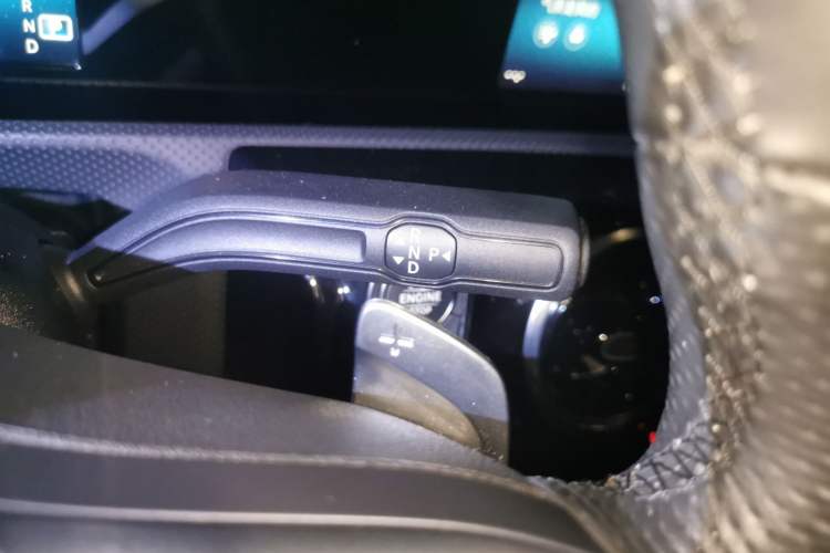 Used Mercedes-Benz A-Class 2020 A 180 L Sport Sedan Gear Lever
