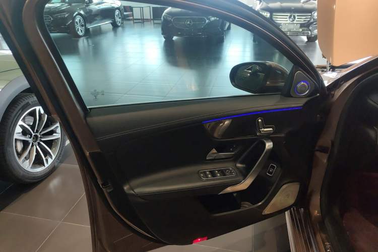 Used Mercedes-Benz A-Class 2020 Restyled A 200 L Sport Sedan Fashion Version Left Front Door Interior