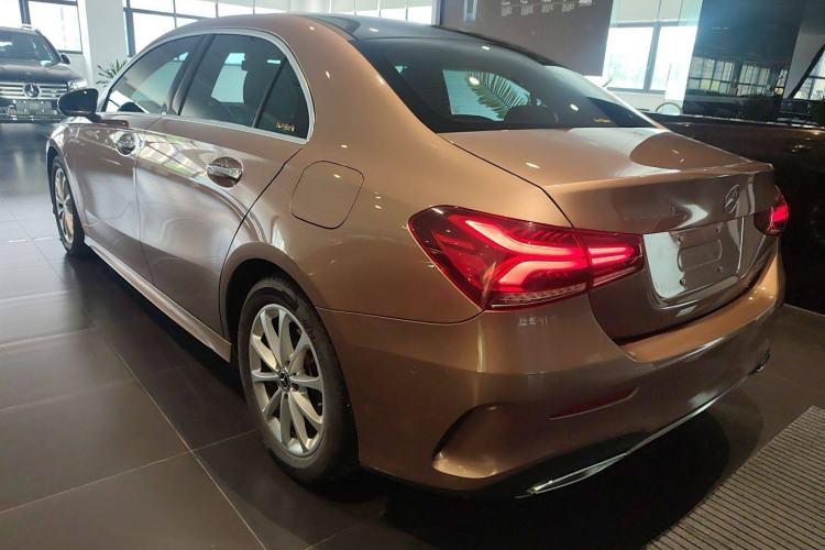 Used Mercedes-Benz A-Class 2020 Restyled A 200 L Sport Sedan Fashion Version Left Side