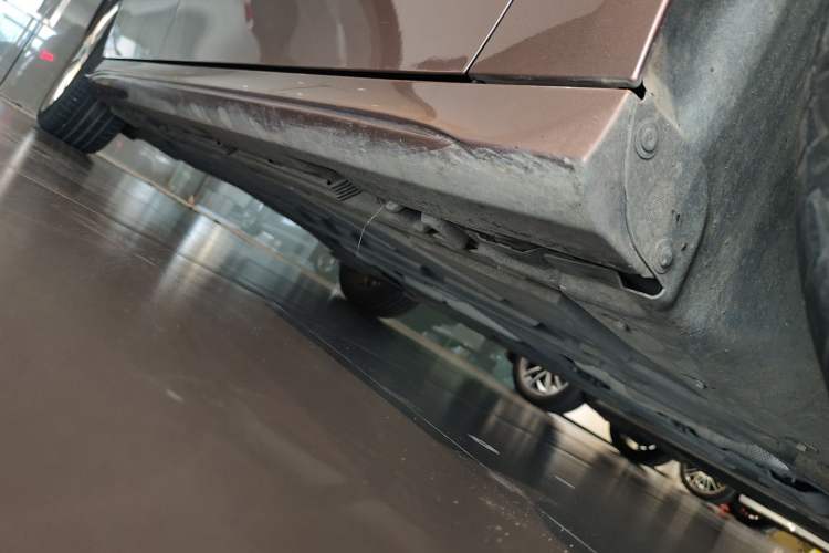 Used Mercedes-Benz A-Class 2020 Restyled A 200 L Sport Sedan Fashion Version Right Side Sill