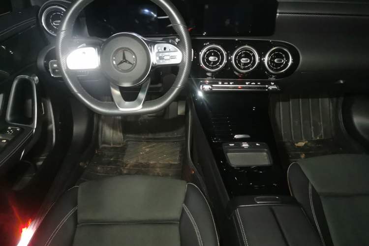 Used Mercedes-Benz A-Class 2020 A 180 L Sport Sedan Steering Wheel