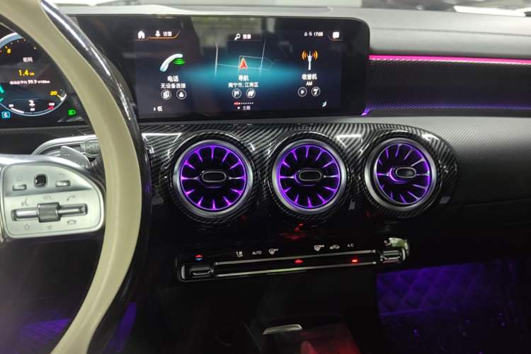 Used Mercedes-Benz A-Class 2021 A 200 L Sport Sedan Fashion Model Audio And AC Panel