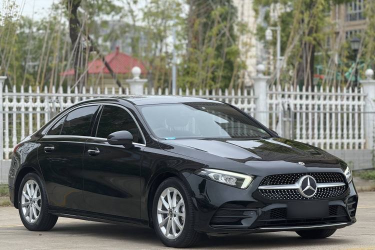 Used Mercedes-Benz A-Class 2021 A 200 L Sport Sedan Fashion Model Exterior 1
