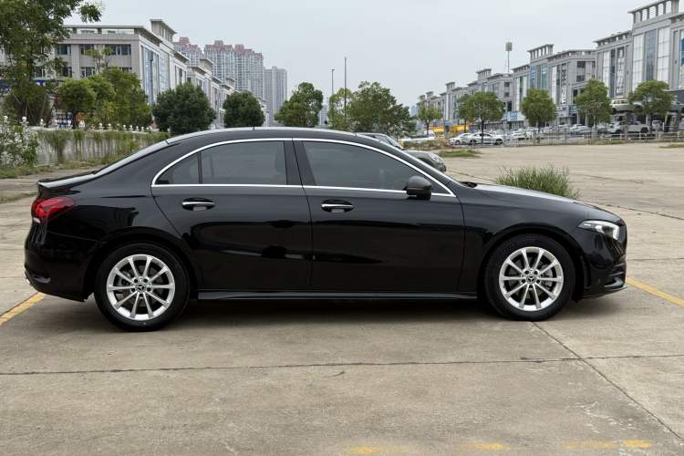 Used Mercedes-Benz A-Class 2021 A 200 L Sport Sedan Fashion Model Exterior 3
